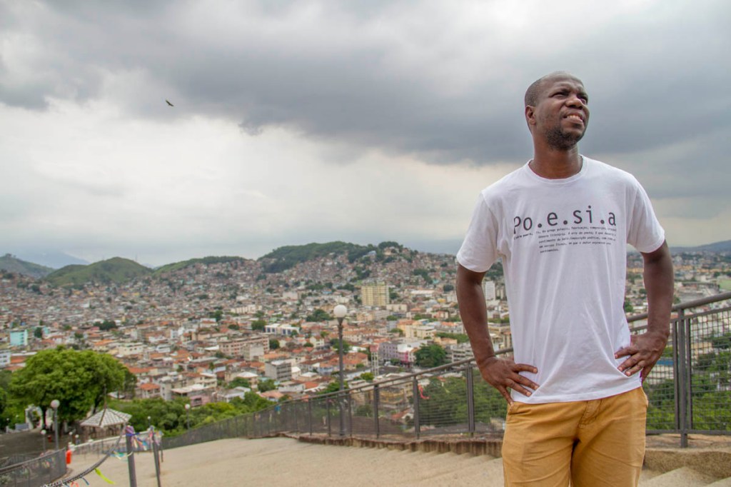 Biblioteca Favela, de Otávio&nbsp;Júnior